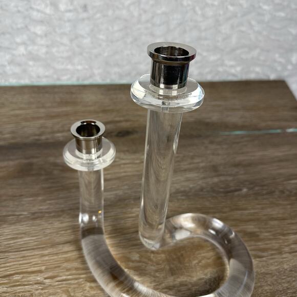 Dorothy Thorpe Modern Classic Chic Twisted Lucite Candle Holder Vintage - Picture 4 of 10